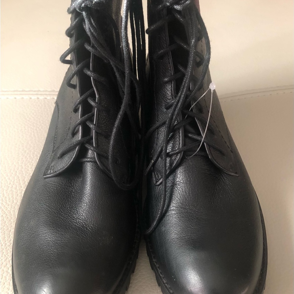 Splendid Black Lace Up Ankle Boots
